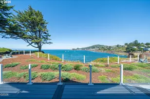 215 SW Cliff St, Depoe Bay, OR 97341 - Photo 9