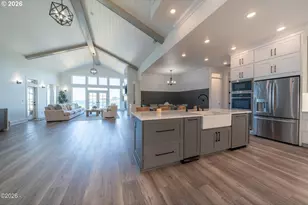 215 SW Cliff St, Depoe Bay, OR 97341 - Photo 17