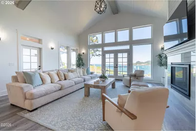 215 SW Cliff St, Depoe Bay, OR 97341 - Photo 13