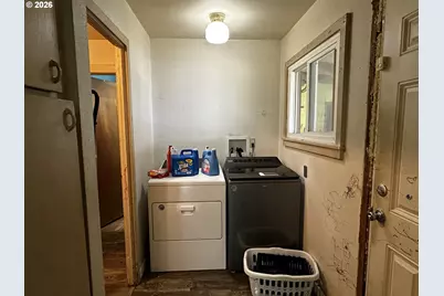 88894 3rd St, Swisshome, OR 97480 - Photo 19