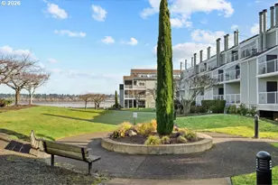 277 N Hayden Bay Dr, Portland, OR 97217 - Photo 37