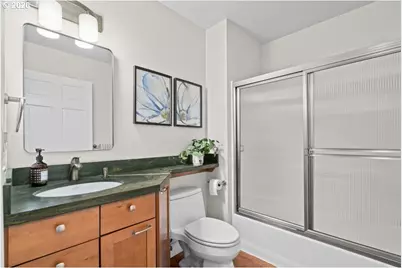 277 N Hayden Bay Dr, Portland, OR 97217 - Photo 23