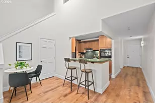 277 N Hayden Bay Dr, Portland, OR 97217 - Photo 13