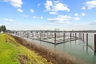 277 N Hayden Bay Dr, Portland, OR 97217 - Photo 31