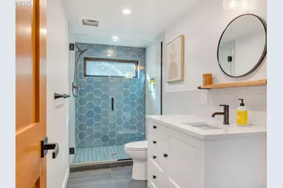 696 N Spruce St, Cannon Beach, OR 97110 - Photo 29