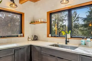 696 N Spruce St, Cannon Beach, OR 97110 - Photo 13