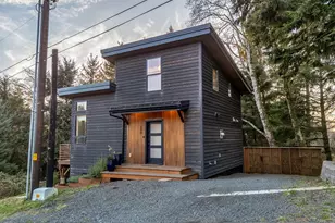 696 N Spruce St, Cannon Beach, OR 97110 - Photo 45