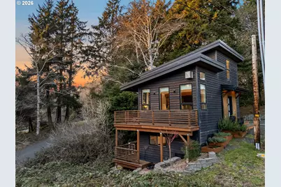 696 N Spruce St, Cannon Beach, OR 97110 - Photo 3