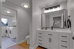 2925 SW Luradel Ln, Portland, OR 97219 - Photo 13