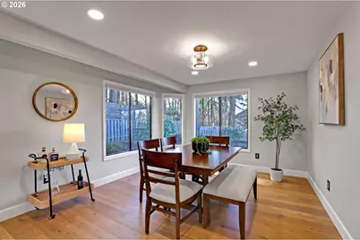 2925 SW Luradel Ln, Portland, OR 97219 - Photo 5