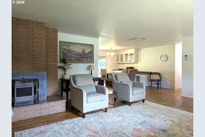 76501 Portal Dr, Oakridge, OR 97463 - Photo 3