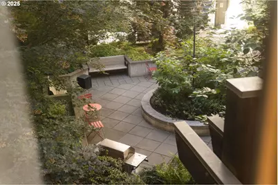 1420 NW Lovejoy St #427, Portland, OR 97209 - Photo 9
