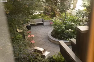 1420 NW Lovejoy St, Portland, OR 97209 - Photo 9