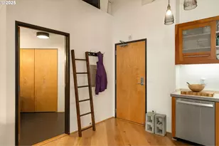 1420 NW Lovejoy St, Portland, OR 97209 - Photo 21