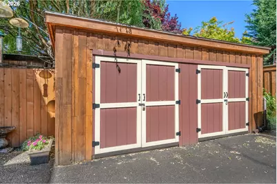 1027 NE Hancock St, Portland, OR 97212 - Photo 45