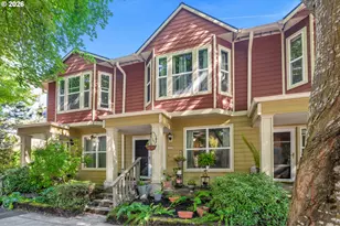 1027 NE Hancock St, Portland, OR 97212 - Photo 3