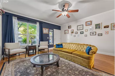 1027 NE Hancock St, Portland, OR 97212 - Photo 11