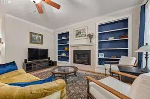 1027 NE Hancock St, Portland, OR 97212 - Photo 7