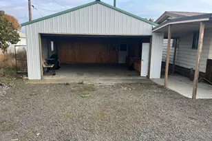 355 W Washington St, Athena, OR 97813 - Photo 5