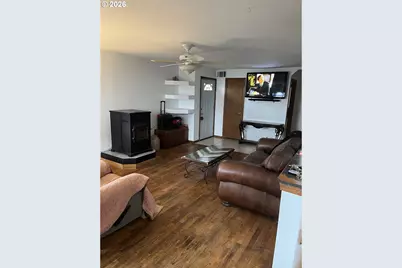 521 N Birch St, Coquille, OR 97423 - Photo 5