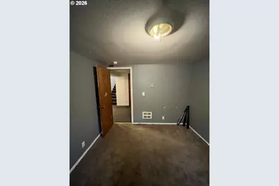 521 N Birch St, Coquille, OR 97423 - Photo 13