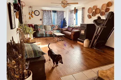 521 N Birch St, Coquille, OR 97423 - Photo 3