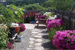 521 N Birch St, Coquille, OR 97423 - Photo 21