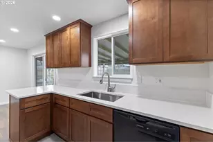 16820 SW Cambridge Ct, Beaverton, OR 97078 - Photo 11