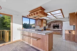 2014 NW Oceania Dr, Waldport, OR 97394 - Photo 17