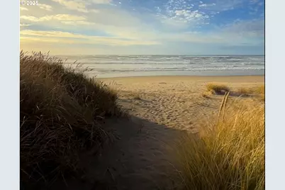 2014 NW Oceania Dr, Waldport, OR 97394 - Photo 5