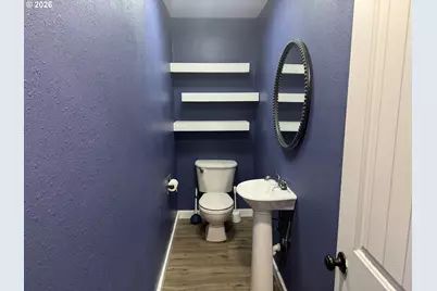 805 S King St, Seaside, OR 97138 - Photo 7