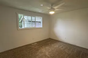 805 S King St, Seaside, OR 97138 - Photo 9