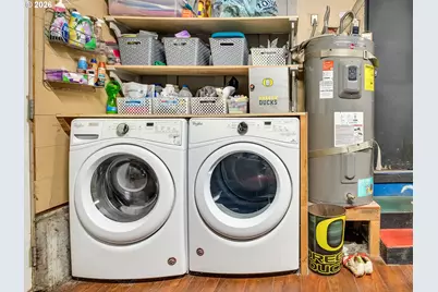 805 S King St, Seaside, OR 97138 - Photo 23