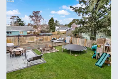 805 S King St, Seaside, OR 97138 - Photo 17