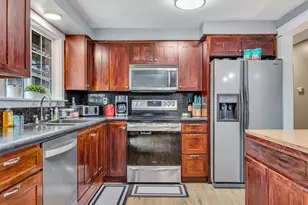 805 S King St, Seaside, OR 97138 - Photo 11