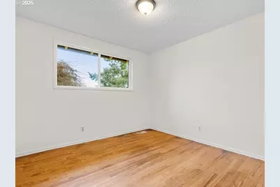 8331 SE Carnation St, Milwaukie, OR 97267 - Photo 17