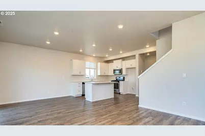 377 Stella St NE, Salem, OR 97301 - Photo 5