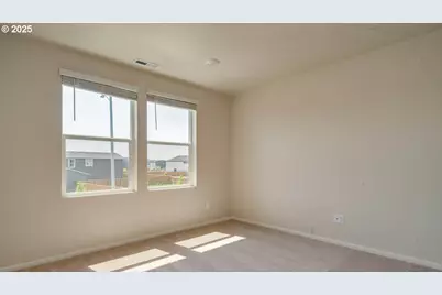 377 Stella St NE, Salem, OR 97301 - Photo 17