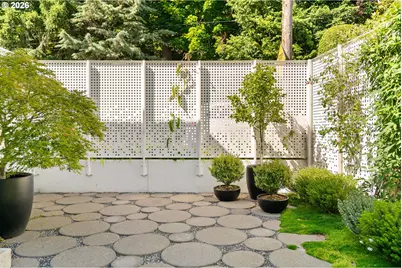 416 NW Hermosa Blvd, Portland, OR 97210 - Photo 33