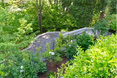416 NW Hermosa Blvd, Portland, OR 97210 - Photo 39