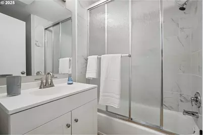 208 NE 106th St, Vancouver, WA 98685 - Photo 31