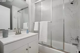 208 NE 106th St, Vancouver, WA 98685 - Photo 31