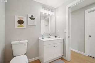 208 NE 106th St, Vancouver, WA 98685 - Photo 23