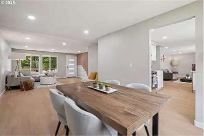 208 NE 106th St, Vancouver, WA 98685 - Photo 9