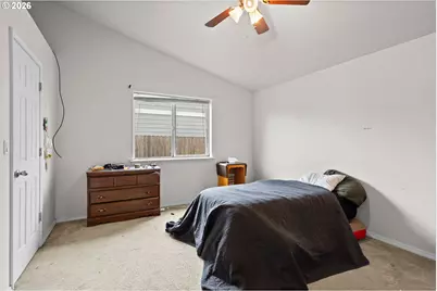 844 Hazel St, Jefferson, OR 97352 - Photo 13