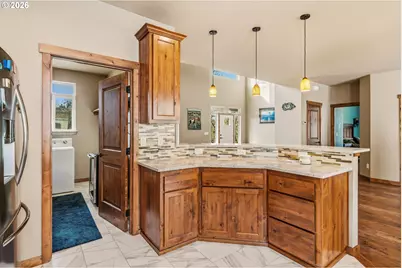 12594 McNeil Creek Rd, Eagle Point, OR 97524 - Photo 5