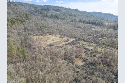 12594 McNeil Creek Rd, Eagle Point, OR 97524 - Photo 31