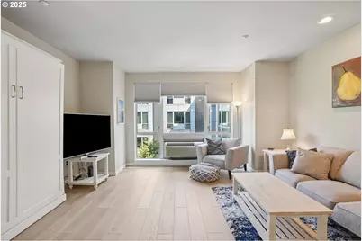 1125 NW 9th Ave #410, Portland, OR 97209 - Photo 7