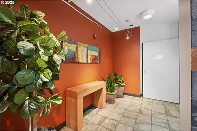 1125 NW 9th Ave #410, Portland, OR 97209 - Photo 5