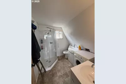 112 E State St, Ukiah, OR 97880 - Photo 7